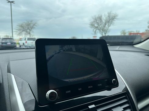 Used 2024 Mitsubishi Eclipse Cross SE image 13