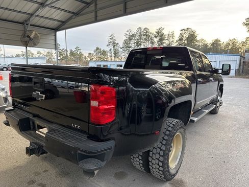 Used 2019 Chevrolet Silverado 3500 LTZ w/ Duramax Plus Package image 5