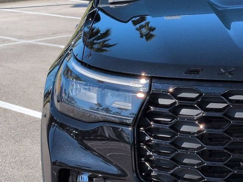 New 2026 Ford Explorer ST-Line RWD image 10