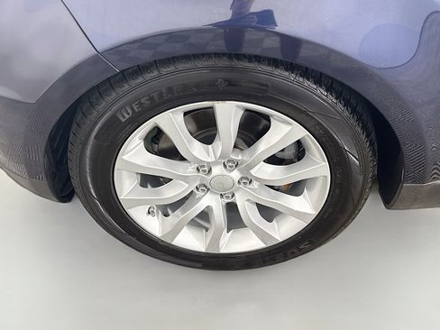 Used 2016 Land Rover Range Rover Sport SE image 38