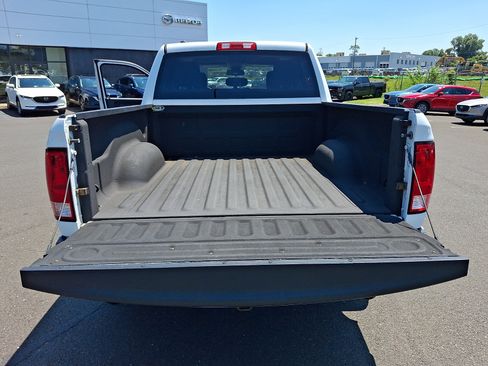 Used 2015 RAM 1500 Express AWD/4WD image 29