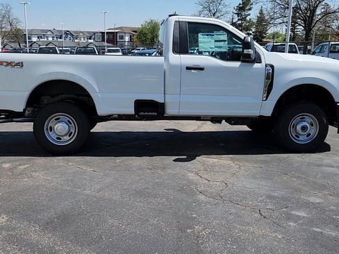 New 2025 Ford F250 XL w/ FX4 Off-Road Package image 11