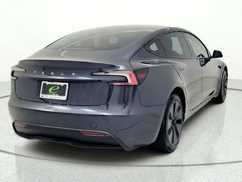 Used 2025 Tesla Model 3 RWD image 8