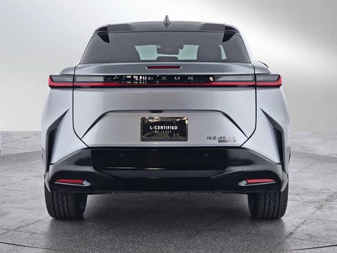 Used 2023 Lexus RZ 450e Premium image 4