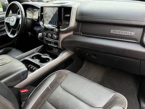 Used 2024 RAM 1500 Laramie AWD/4WD image 20