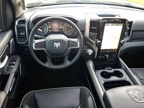 Used 2022 RAM 1500 Laramie AWD/4WD image 13