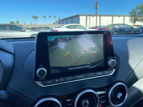 Used 2025 Nissan Sentra SV FWD image 23