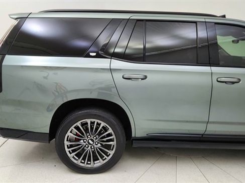 Used 2023 Cadillac Escalade V image 12