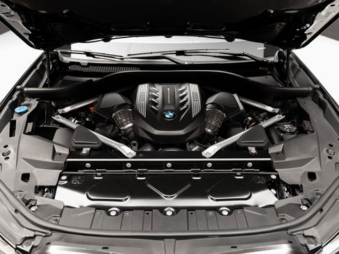 Used 2023 BMW X5 M50i w/ Executive Package image 74