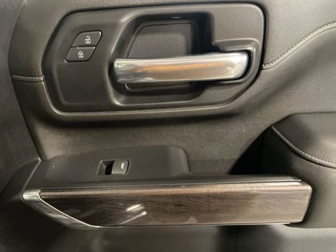 Used 2020 Chevrolet Silverado 2500 LTZ w/ LTZ Convenience Package image 58