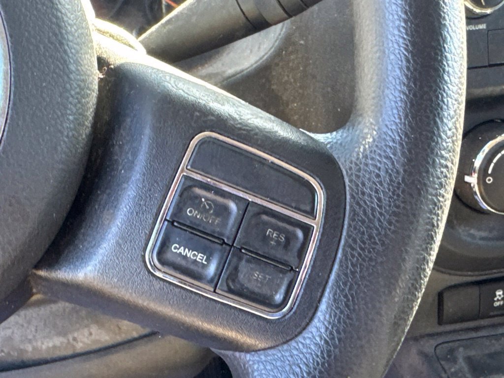 Used 2014 Jeep Compass Sport w/ Power Value Group FWD image 17