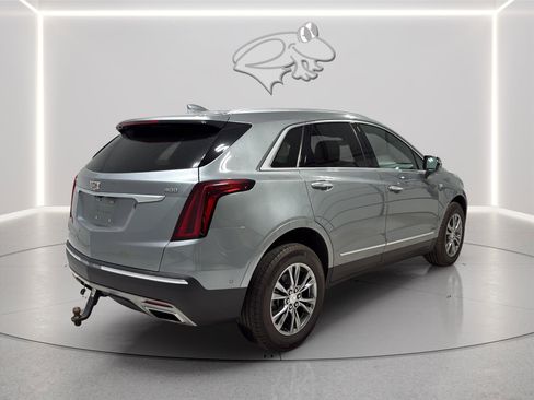 Used 2023 Cadillac XT5 Premium Luxury w/ Technology Package AWD/4WD image 5