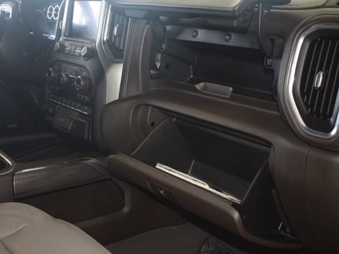 Used 2019 Chevrolet Silverado 1500 LTZ w/ LTZ Premium Package image 40