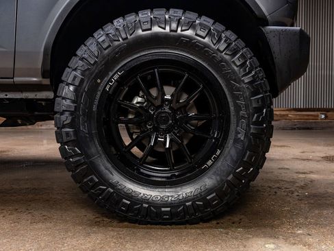 Used 2022 Ford Bronco 4-Door w/ Sasquatch Package image 12