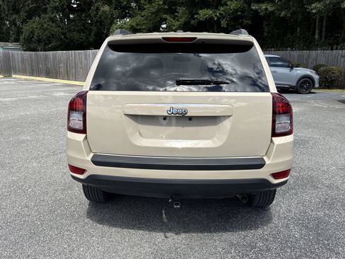 Used 2017 Jeep Compass Sport w/ Power Value Group FWD image 4