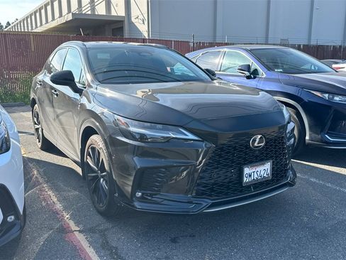 Used 2024 Lexus RX 500h F Sport image 2