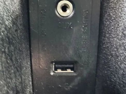 Used 2017 Volvo XC90 T6 Momentum w/ Vision Package image 40