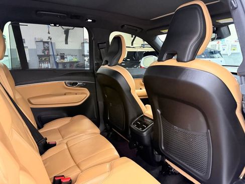 Used 2023 Volvo XC90 B6 Ultimate w/ Protection Package Premier AWD/4WD image 26