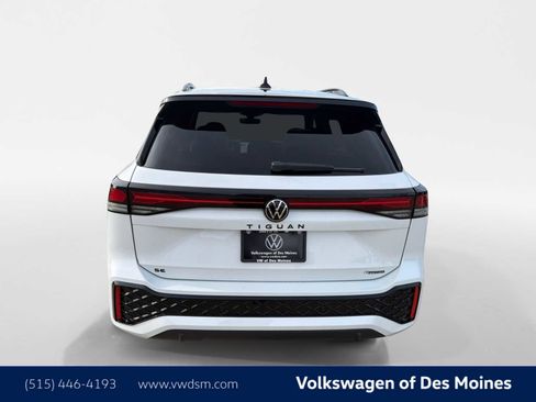 New 2026 Volkswagen Tiguan SE R-Line AWD/4WD image 5