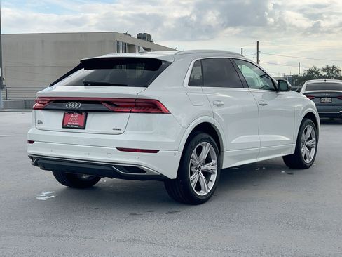 Used 2023 Audi Q8 Premium Plus image 9