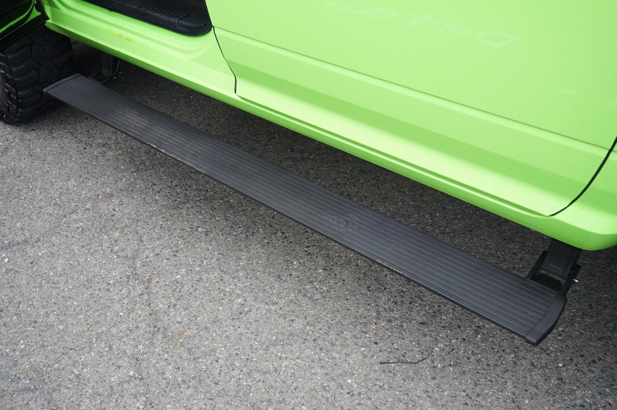 Used 2017 RAM 1500 Sport w/ Sublime Green Sport Package AWD/4WD image 19
