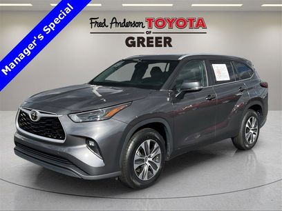 Used 2024 Toyota Highlander XLE