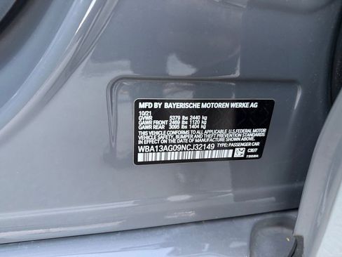 Used 2022 BMW 530e w/ M Sport Package image 38