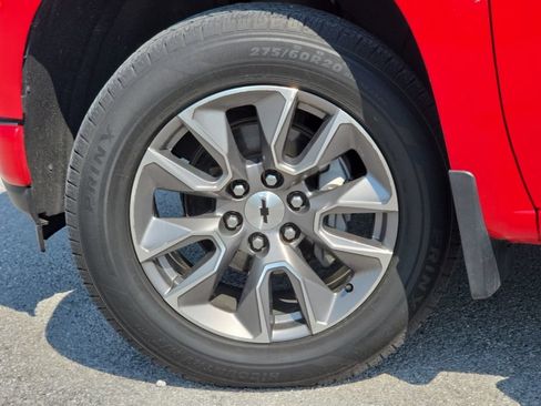 Used 2019 Chevrolet Silverado 1500 RST w/ All-Star Edition AWD/4WD image 10