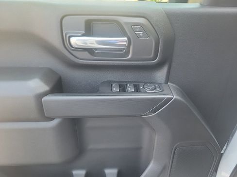 New 2025 GMC Sierra 2500 Pro w/ Convenience Package image 16