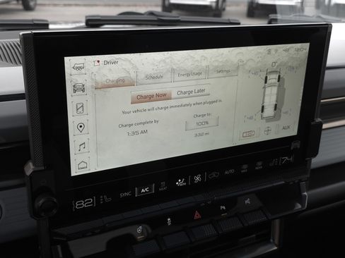 Used 2025 GMC Hummer EV 3X w/ LPO, Dark Essentials Package image 18