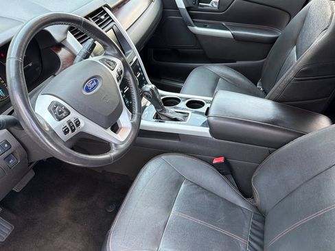 Used 2014 Ford Edge Limited w/ Equipment Group 302A AWD/4WD image 9