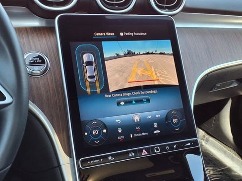 Used 2025 Mercedes-Benz C 300 4MATIC Sedan image 6