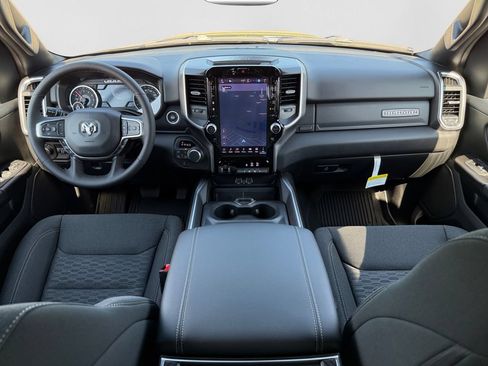 New 2026 RAM 1500 Big Horn AWD/4WD image 17