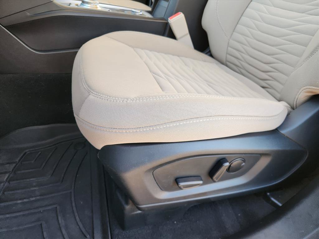 Used 2021 Ford Explorer XLT AWD/4WD image 19