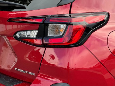 New 2025 Subaru Crosstrek 2.5i Limited w/ Crosstrek Mirror Package image 32