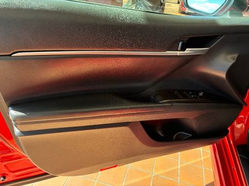 Used 2024 Toyota Camry SE FWD image 12