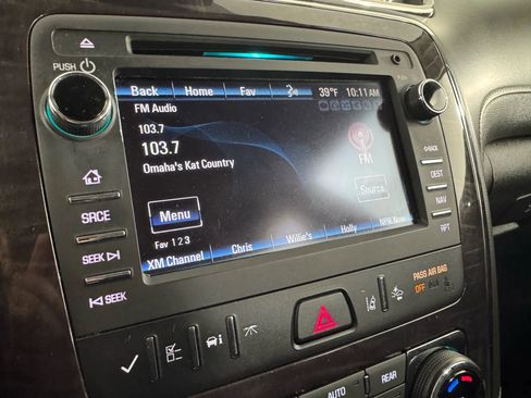 Used 2017 Buick Enclave Leather image 19