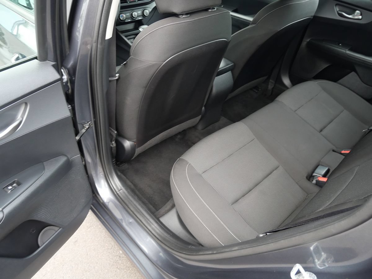Used 2021 Kia Forte LXS FWD image 18