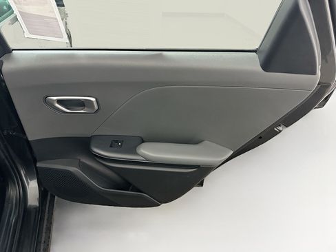 Used 2025 Kia K4 FWD image 30