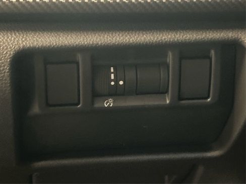 Certified 2025 Subaru Crosstrek 2.5i Premium image 43