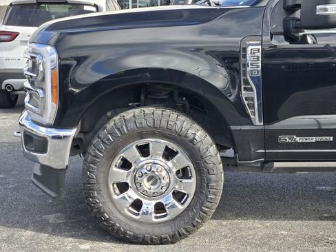 Used 2023 Ford F350 Lariat w/ Chrome Package AWD/4WD image 6