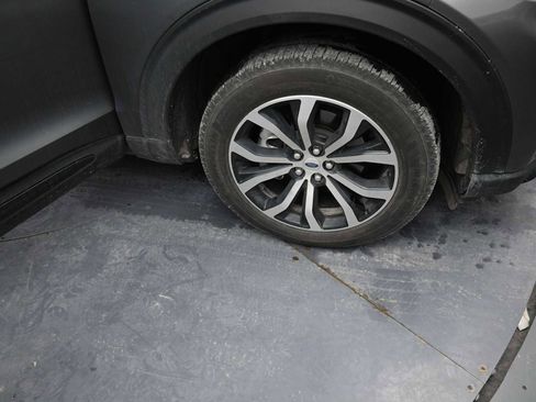 Used 2025 Ford Explorer ST-Line image 10