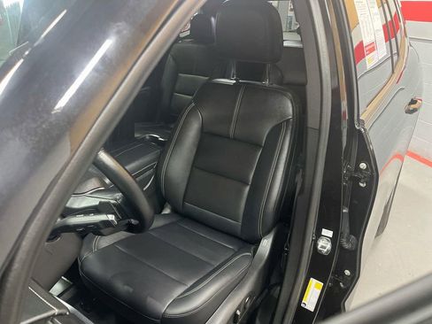 Used 2024 GMC Acadia Elevation AWD/4WD image 20