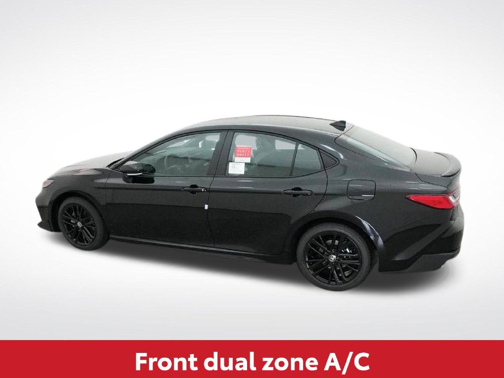 Used 2026 Toyota Camry SE w/ Convenience Package FWD image 5