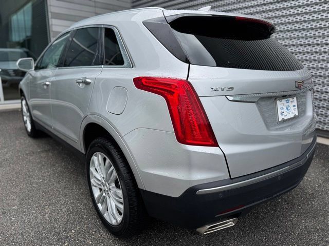 Used 2018 Cadillac XT5 Premium Luxury FWD image 2