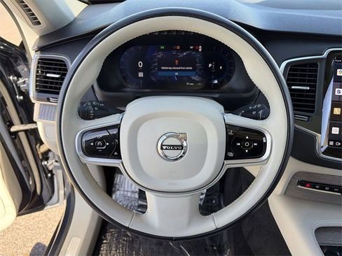 Certified 2023 Volvo XC90 B6 Core w/ Protection Package Premier image 25