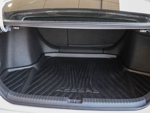 Used 2025 Honda Accord Sport image 31