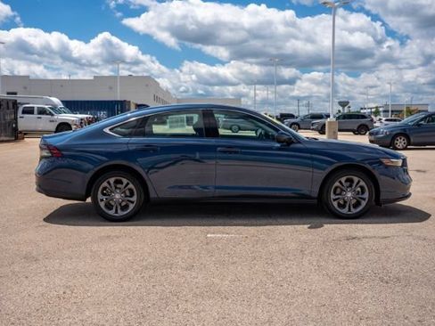 Used 2024 Honda Accord EX image 8