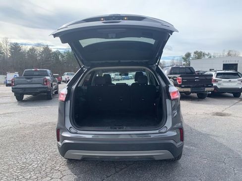 Used 2024 Ford Edge SEL image 10