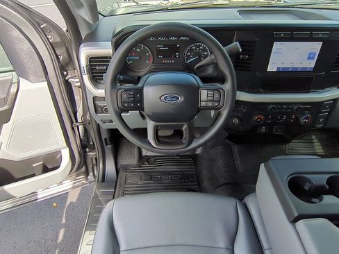 Used 2024 Ford F350 XL image 16